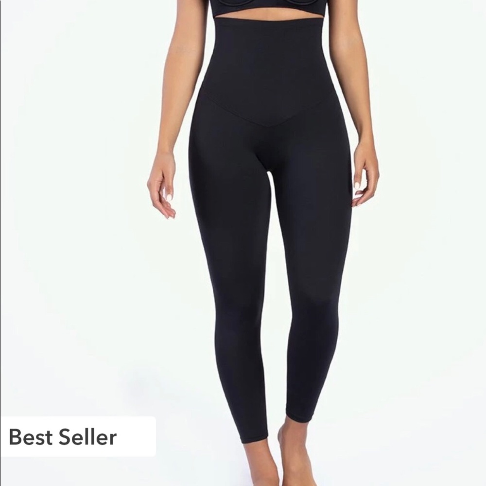 Shapermint Curveez leggings